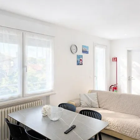 דירה Oasi Del Tramonto ליגננו סביאדורו